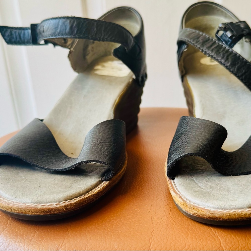 Dr. Martens Black Leather wedge Sandals